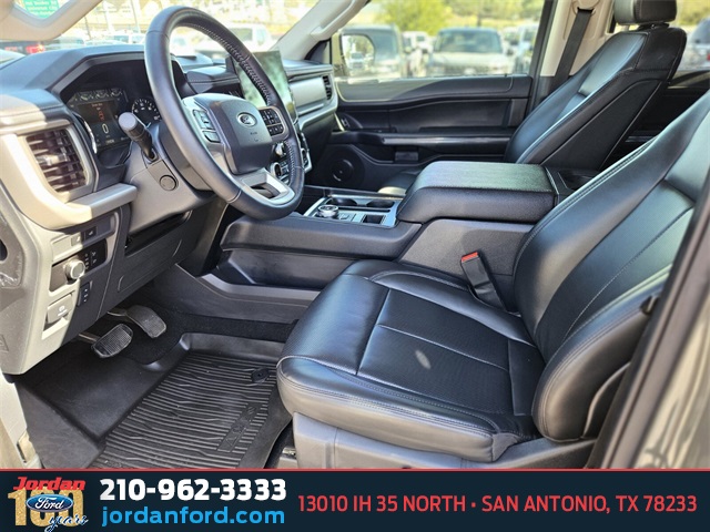 Used Car 2024 Ford Expedition  Xlt For Sale Under $50,000 In San Antonio, Texas