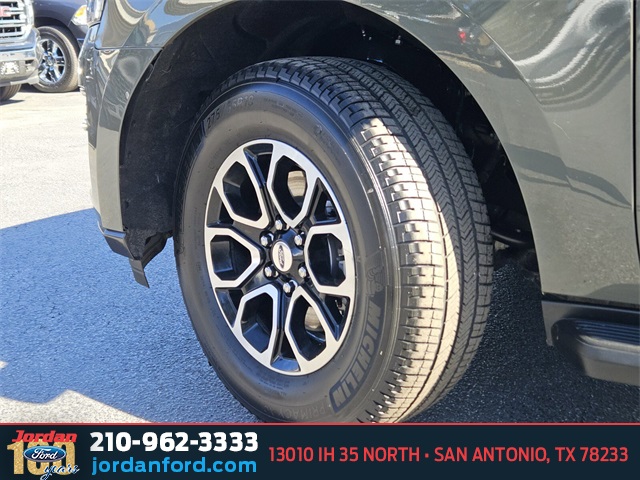 Used Car 2024 Ford Expedition  Xlt For Sale Under $50,000 In San Antonio, Texas