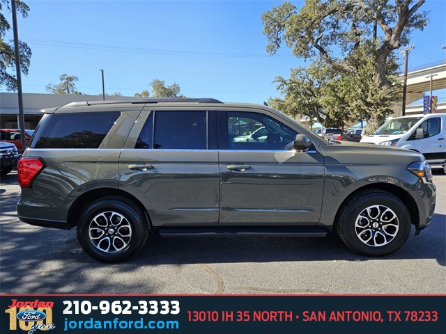 Used Car 2024 Ford Expedition  Xlt For Sale Under $50,000 In San Antonio, Texas