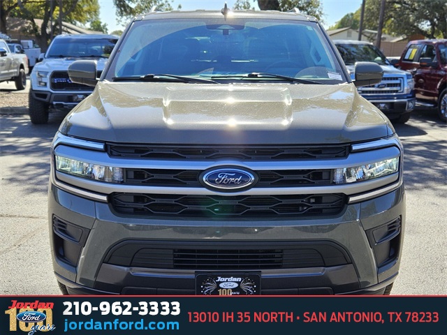 Used Car 2024 Ford Expedition  Xlt For Sale Under $50,000 In San Antonio, Texas