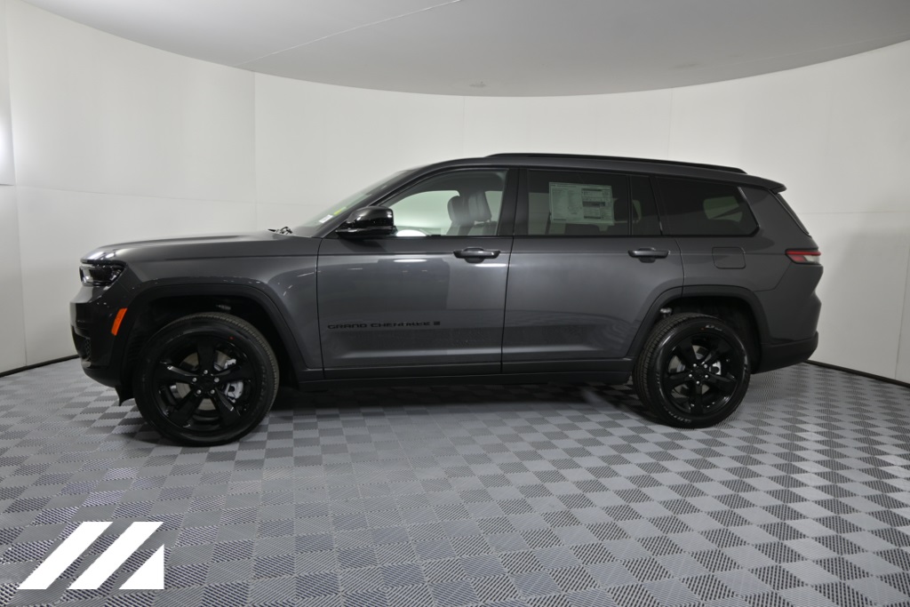 Used 2024 Jeep Grand Cherokee L Altitude with VIN 1C4RJKAG1R8552343 for sale in Forest Lake, Minnesota