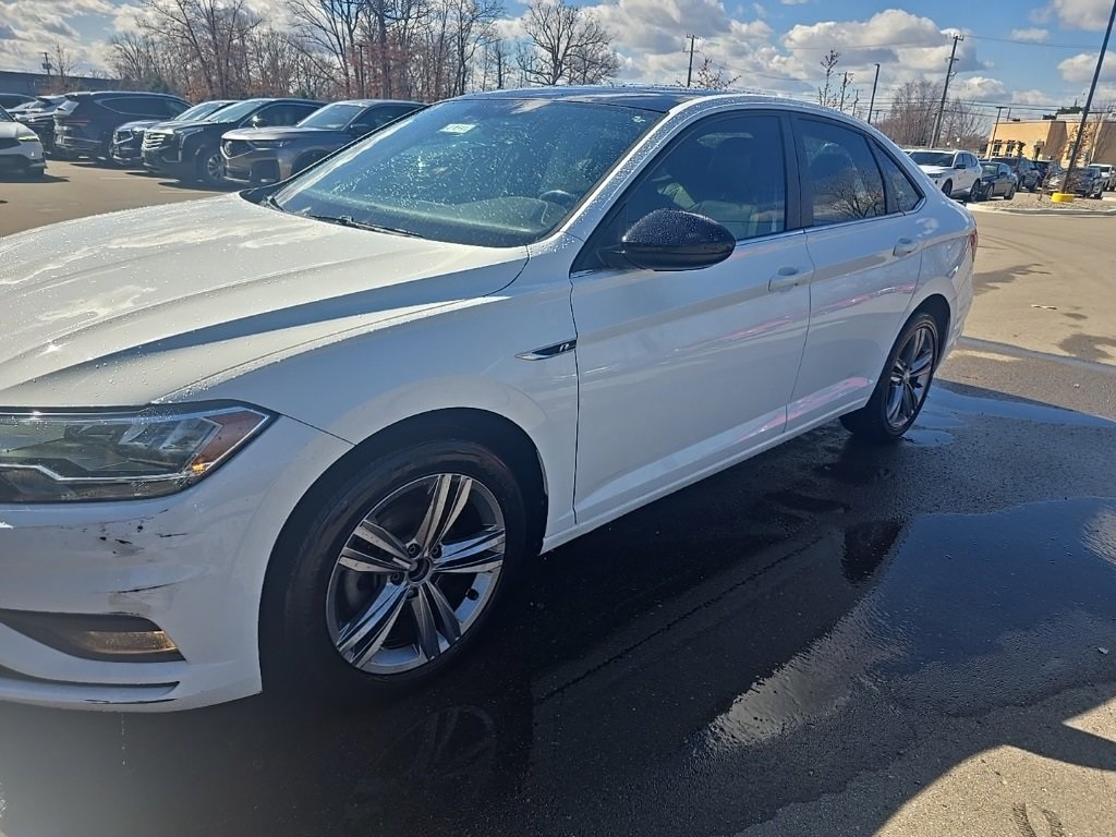 2019 Volkswagen Jetta R-Line