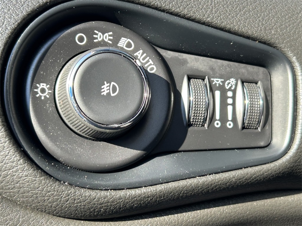 Used Car 2022 Jeep Renegade  Altitude For Sale Under $20,000 In San Marcos, Texas