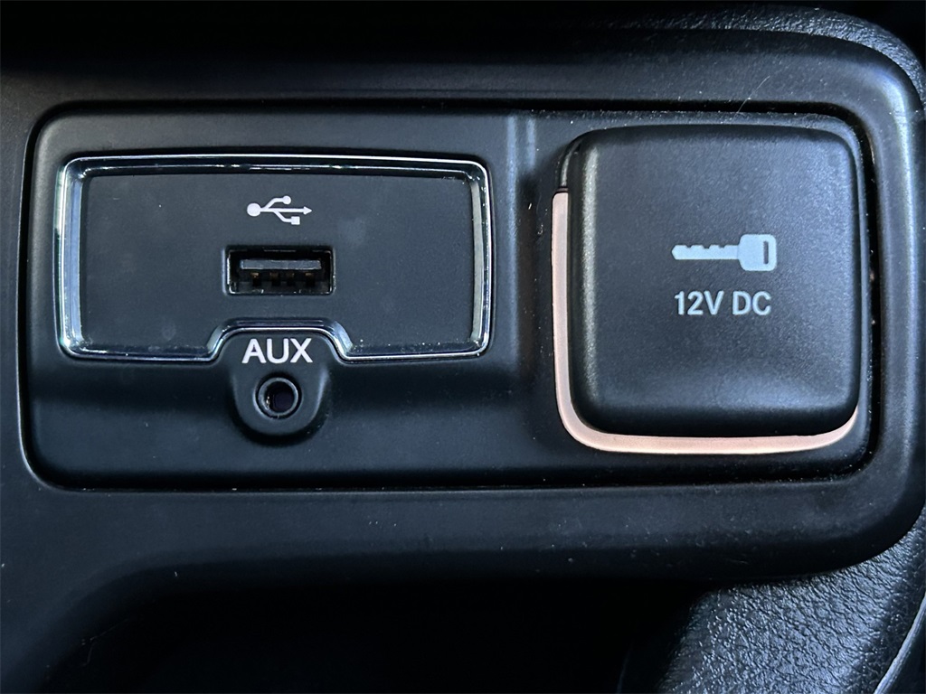 Used Car 2022 Jeep Renegade  Altitude For Sale Under $20,000 In San Marcos, Texas