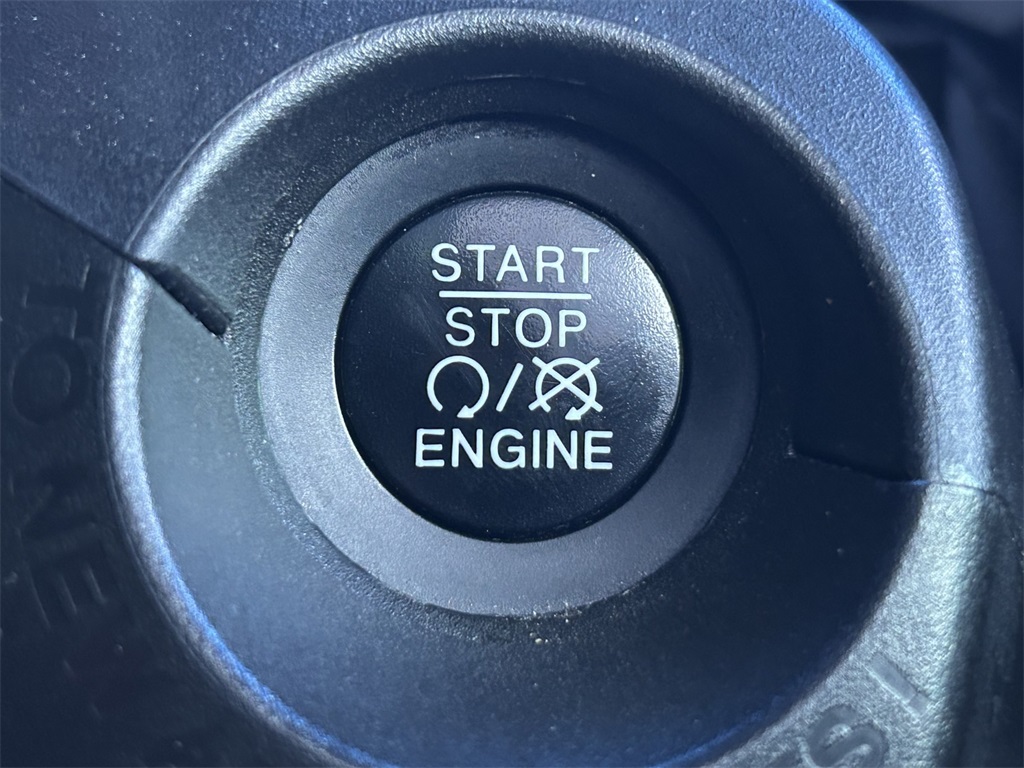 Used Car 2022 Jeep Renegade  Altitude For Sale Under $20,000 In San Marcos, Texas