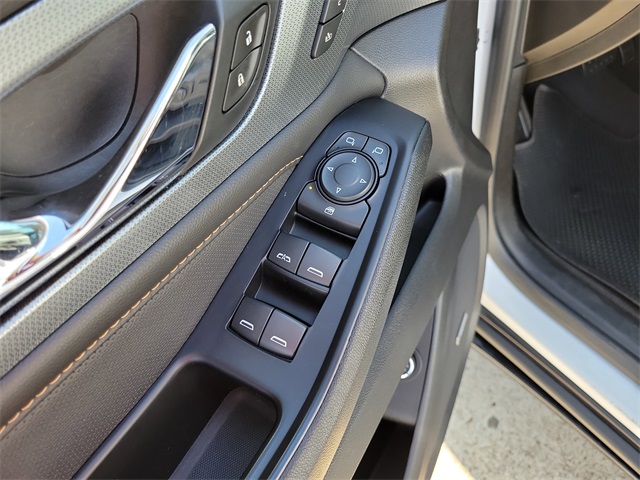 2019 Chevrolet Traverse Premier White at AutoSavvy Houston Southwest