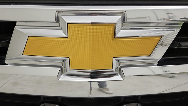 2025 Chevrolet Silverado 1500 LT - 11