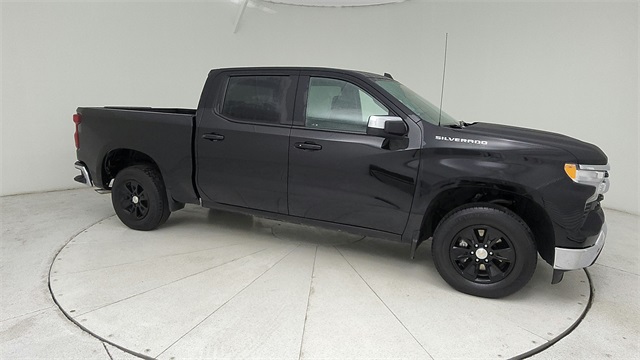 2025 Chevrolet Silverado 1500 LT - 2