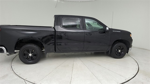 2025 Chevrolet Silverado 1500 LT - 3