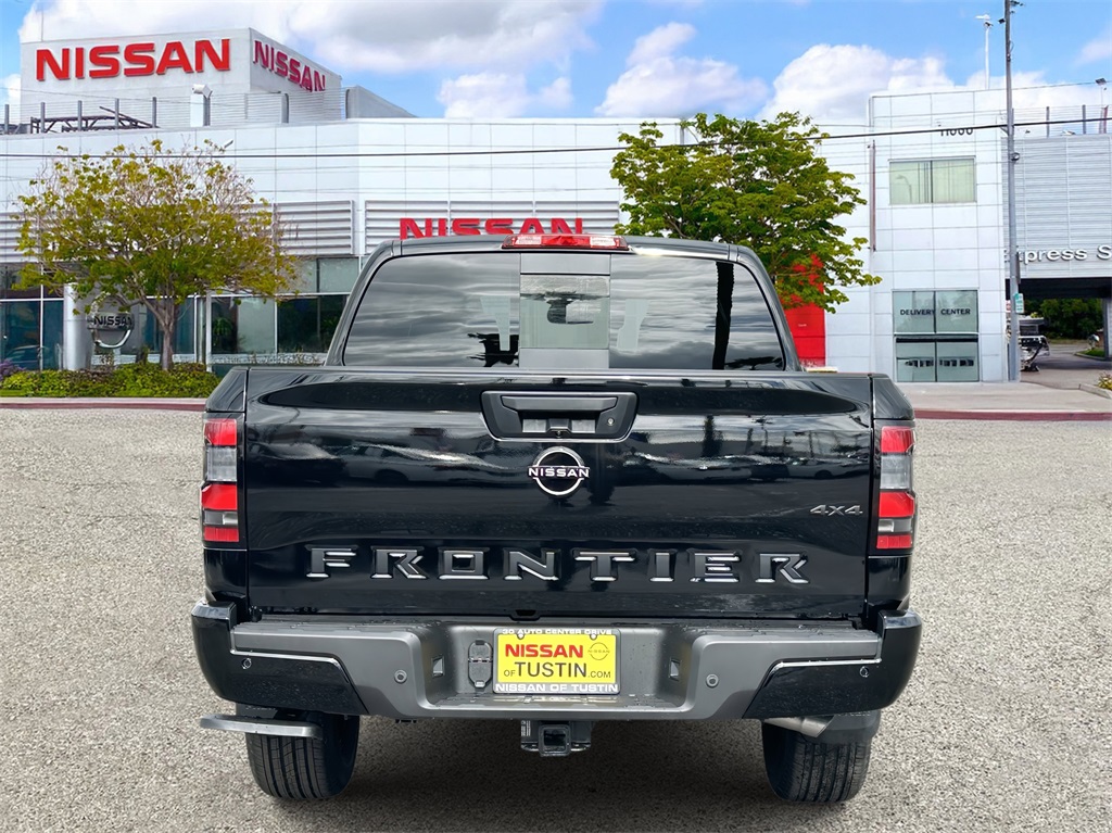 2026 Nissan Frontier Crew Cab SV photo 3