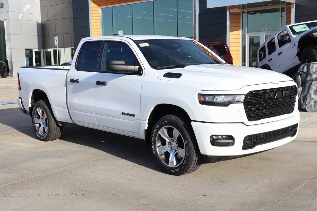 2026 RAM 1500 Express Quad Cab 4WD