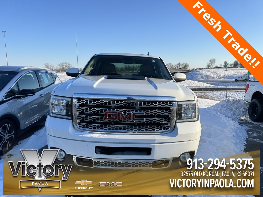 Used 2013 GMC Sierra 2500HD Denali with VIN 1GT125E88DF103485 for sale in Kansas City