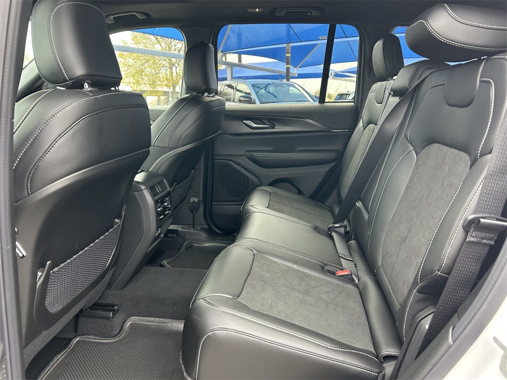 New Car 2025 Jeep Grand Cherokee  Altitude X For Sale Under $40,000 In San Marcos, Texas