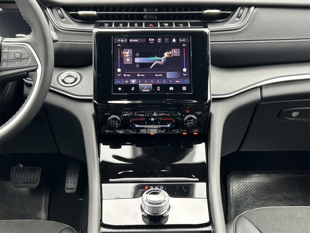 New Car 2025 Jeep Grand Cherokee  Altitude X For Sale Under $40,000 In San Marcos, Texas