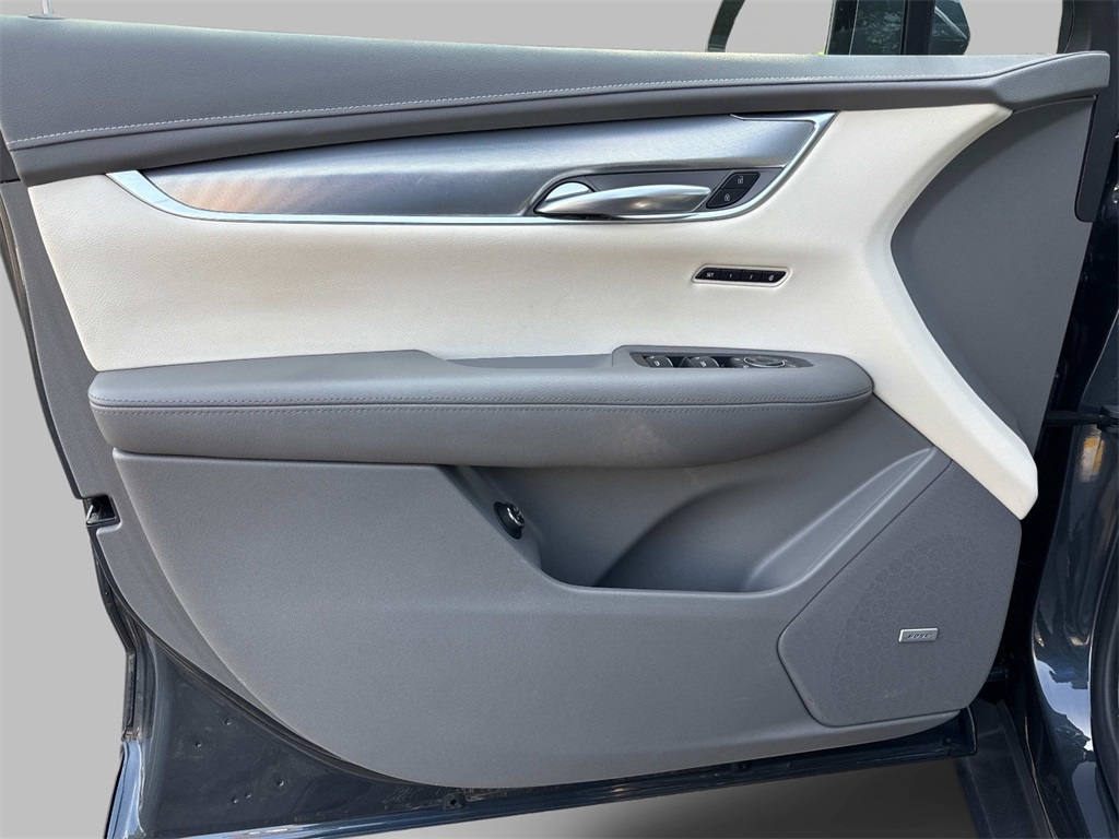2021 Cadillac XT5 Premium Luxury for sale at Keys By Ceez