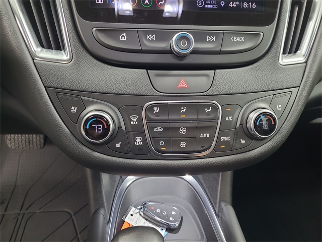 2021 – Chevrolet – Malibu