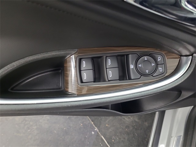 2021 – Chevrolet – Malibu