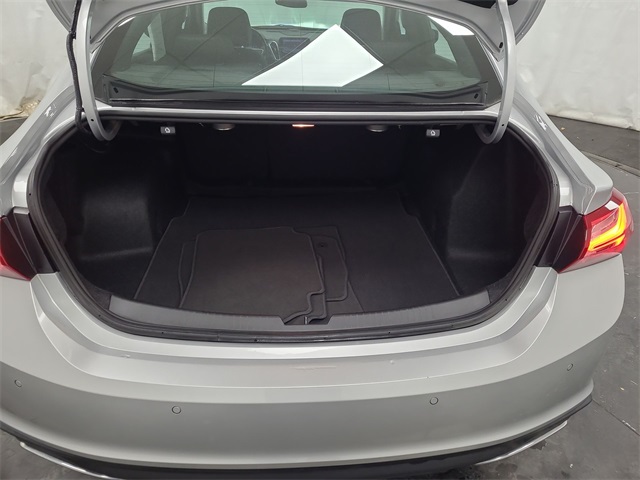 2021 – Chevrolet – Malibu