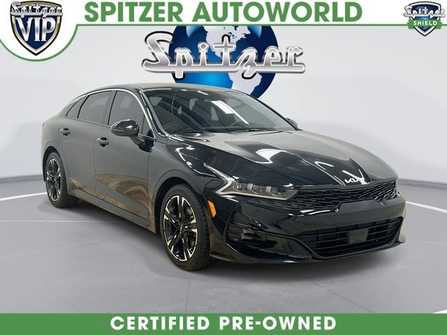 Ebony Black 2024 Kia K5 Sedan Front-Wheel Drive 8-Speed Automatic