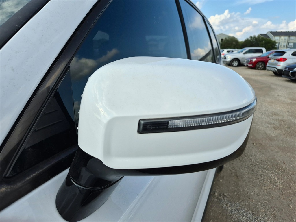 2022 Kia Telluride SX White at Community Kia