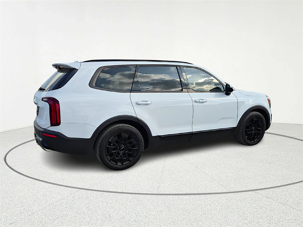 2022 Kia Telluride SX White at Community Kia