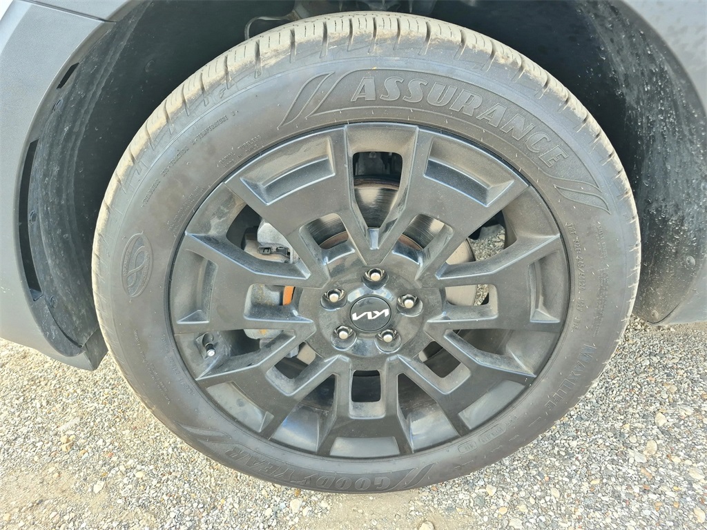 2022 Kia Telluride SX White at Community Kia