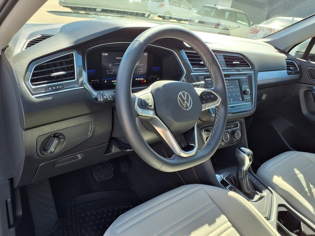 2023 Volkswagen Tiguan 2.0T S White at Autostrade