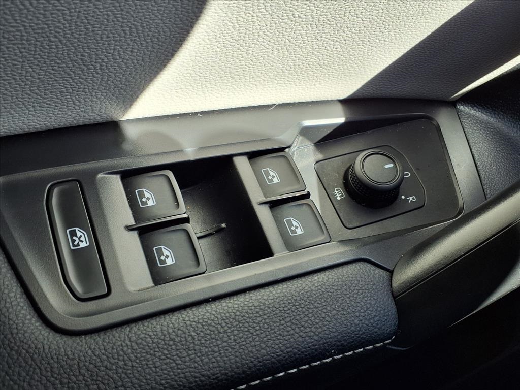 2023 Volkswagen Tiguan 2.0T S White at Autostrade