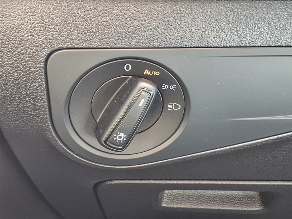 2023 Volkswagen Tiguan 2.0T S White at Autostrade