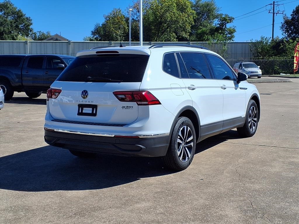 2023 Volkswagen Tiguan 2.0T S White at Autostrade