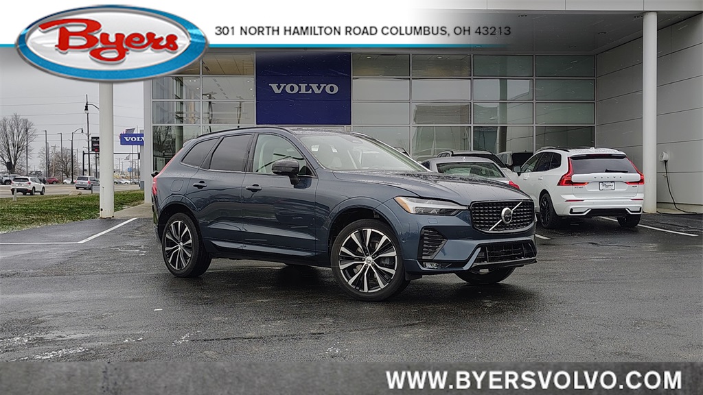 2023 Volvo XC60 B5 Plus Dark Theme AWD