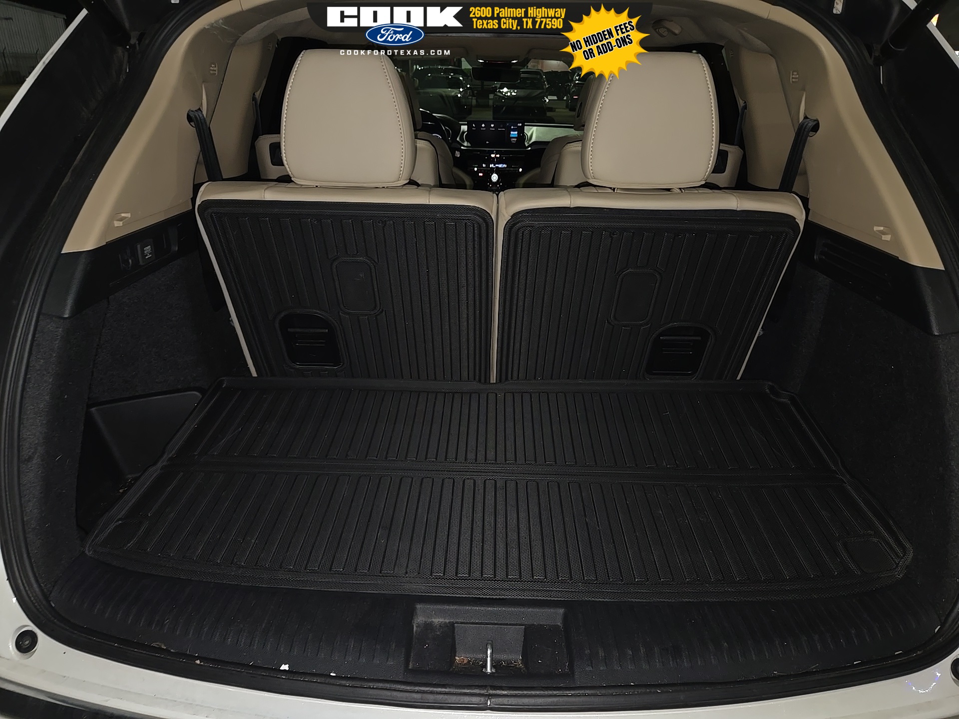 2022 Acura MDX 3.5L White at AutoSavvy Houston Northwest