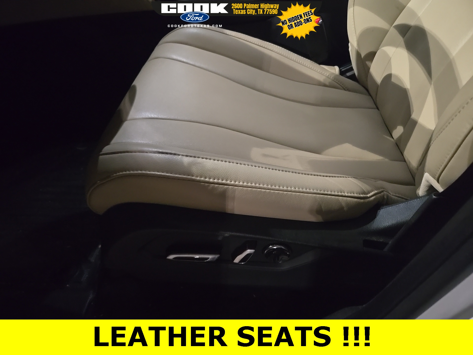 2022 Acura MDX 3.5L White at AutoSavvy Houston Northwest