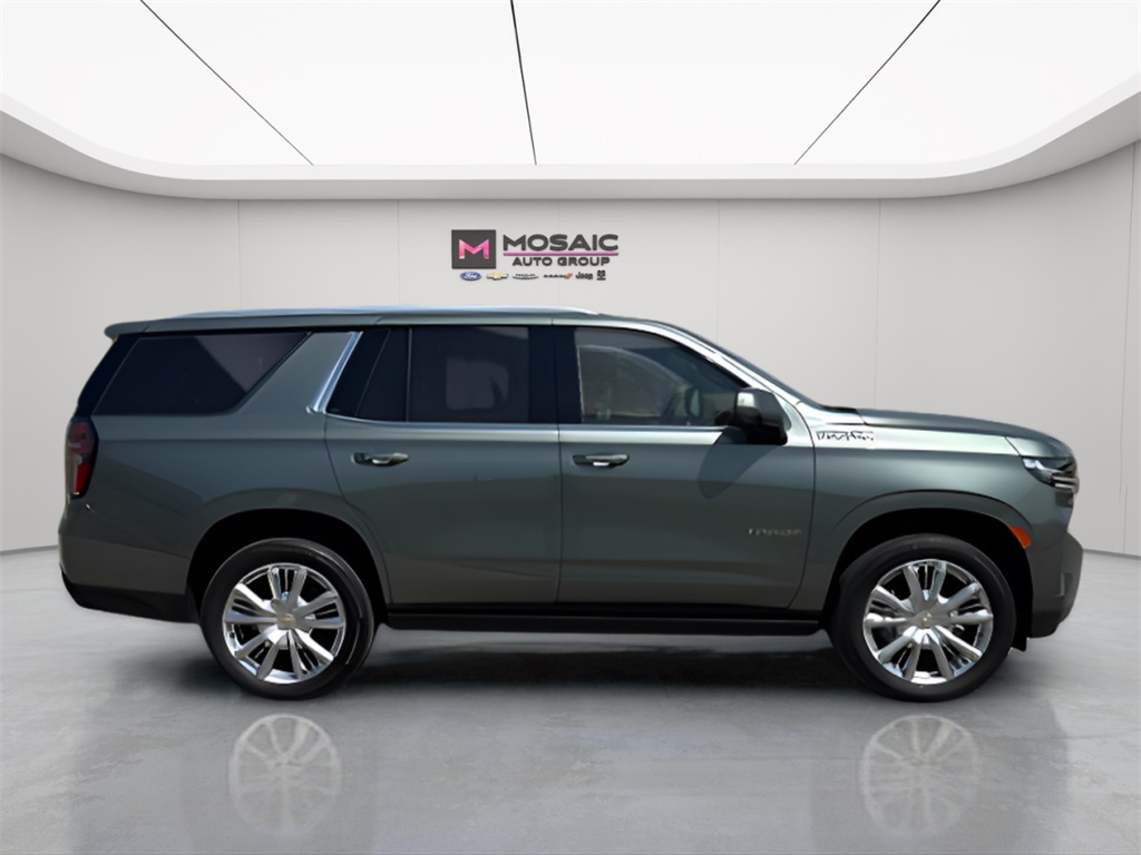 Used 2024 Chevrolet Tahoe High Country with VIN 1GNSKTKT1RR274142 for sale in Zumbrota, Minnesota