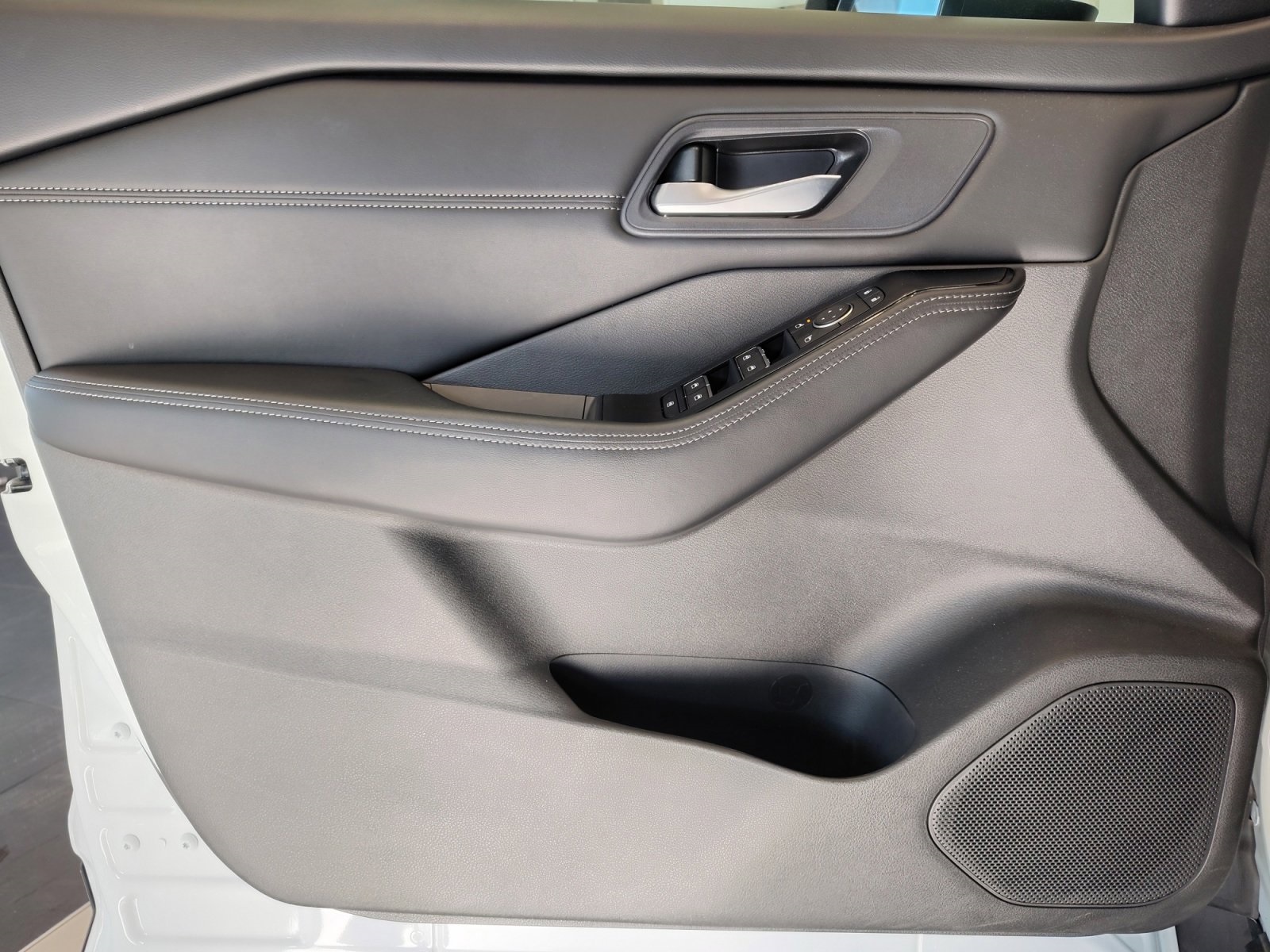 Used Car 2024 Nissan Rogue  Sl For Sale Under $30,000 In San Antonio, Texas