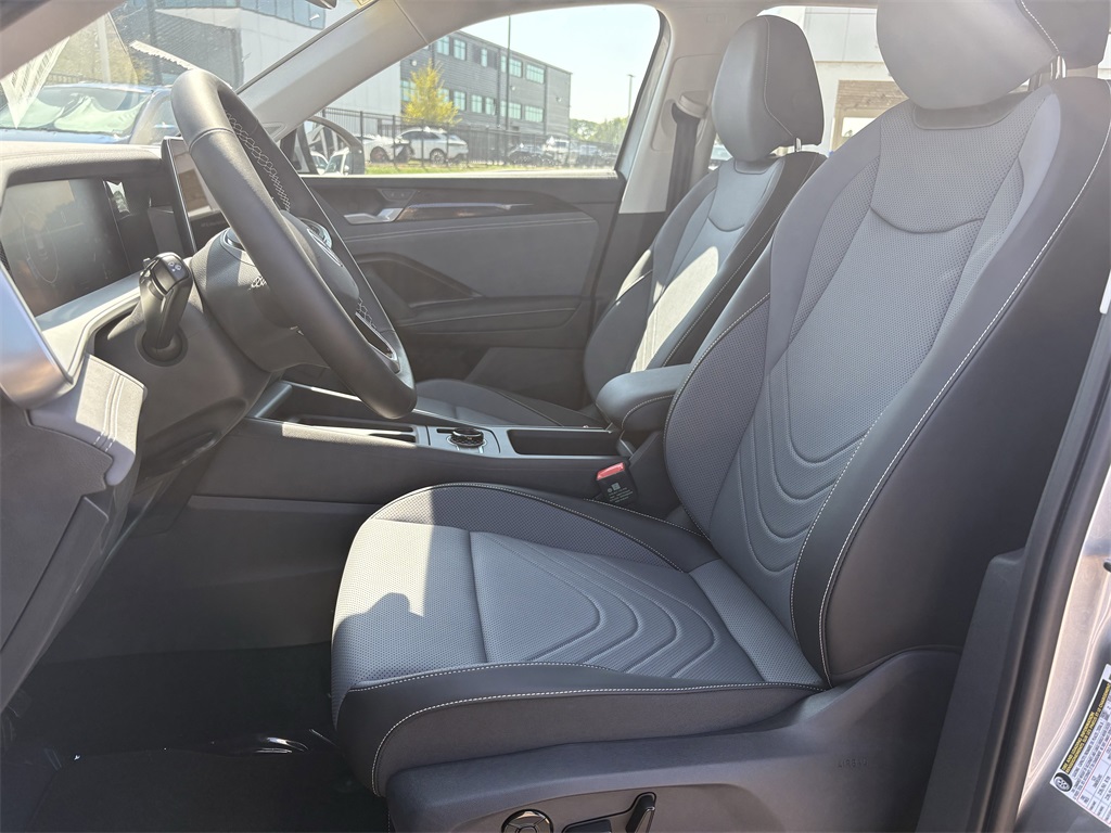 2025 Volkswagen Tiguan 2.0T SE Silver at DeMontrond Auto Country