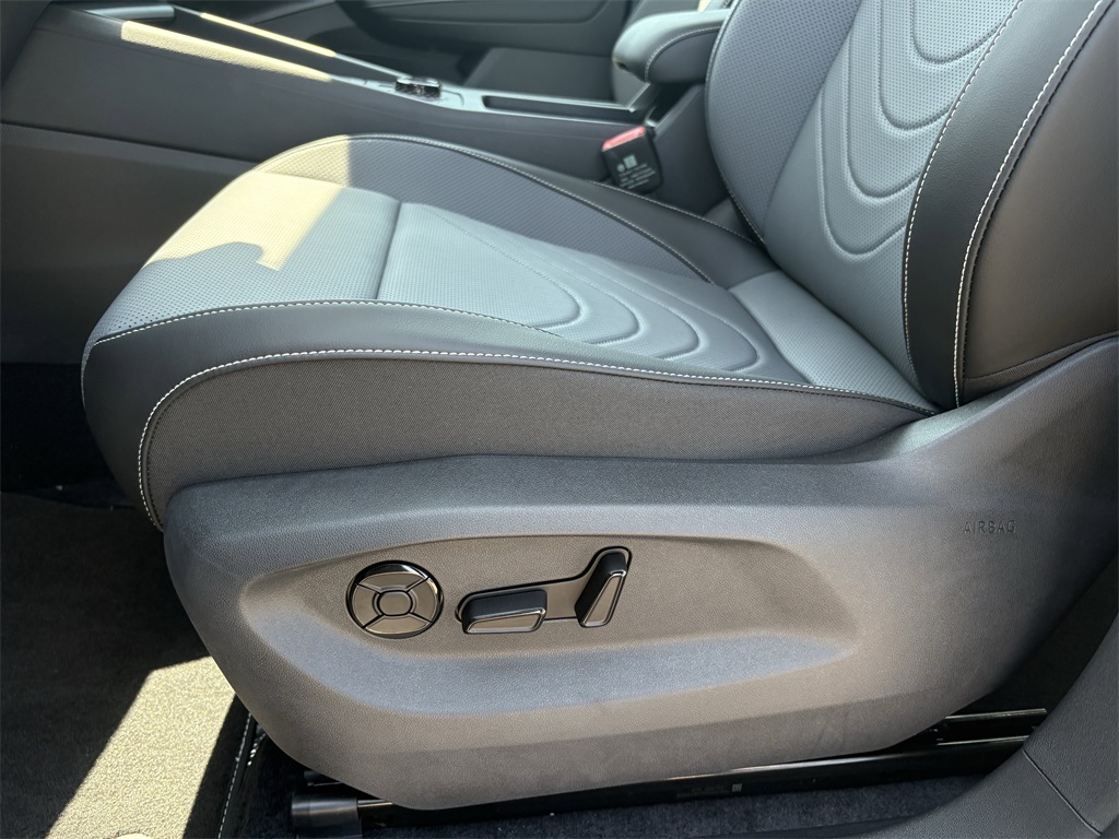 2025 Volkswagen Tiguan 2.0T SE Silver at DeMontrond Auto Country