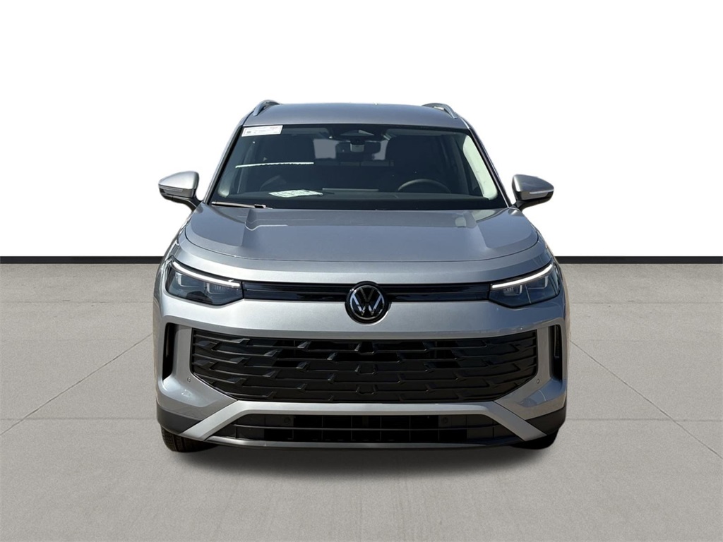 2025 Volkswagen Tiguan 2.0T SE Silver at DeMontrond Auto Country