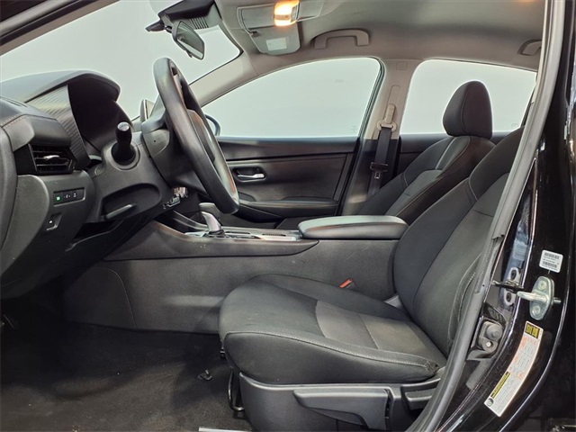 2023 Nissan Sentra SV - 6