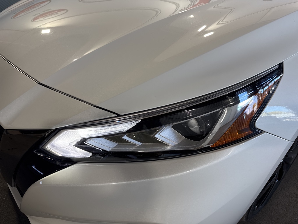 Thumbnail: 2022 Nissan Altima - 2