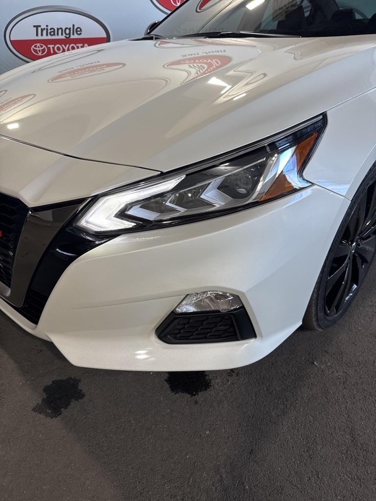 Thumbnail: 2022 Nissan Altima - 4