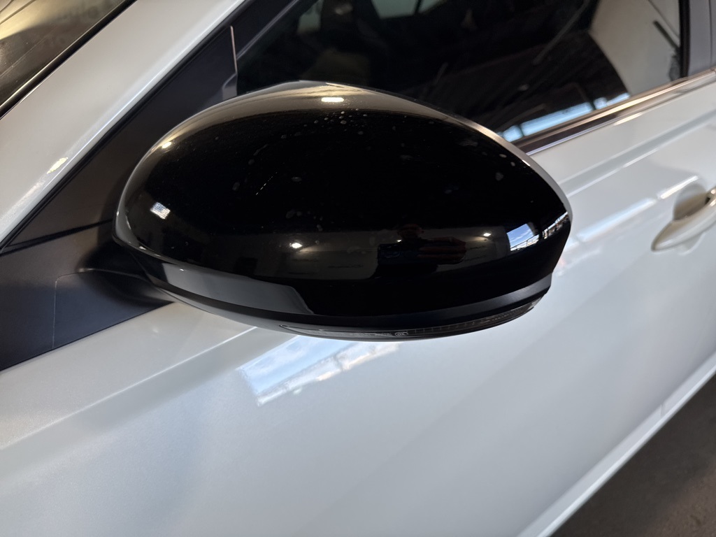 Thumbnail: 2022 Nissan Altima - 9