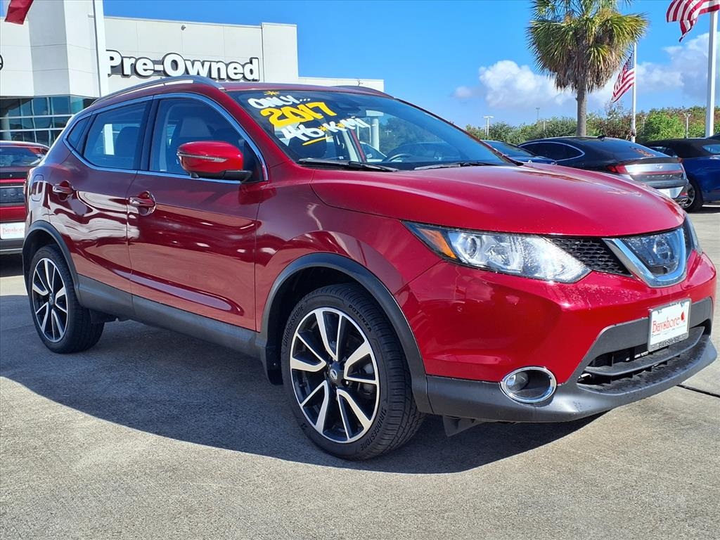 2017 Nissan Rogue Sport SL - 2