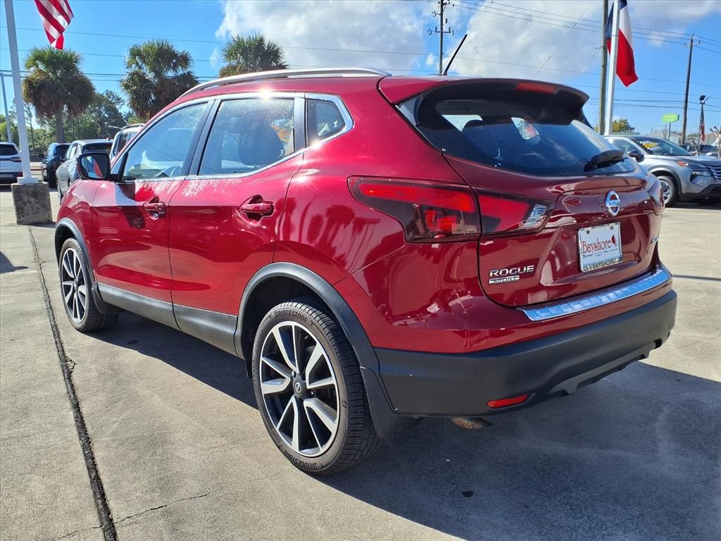 2017 Nissan Rogue Sport SL - 3
