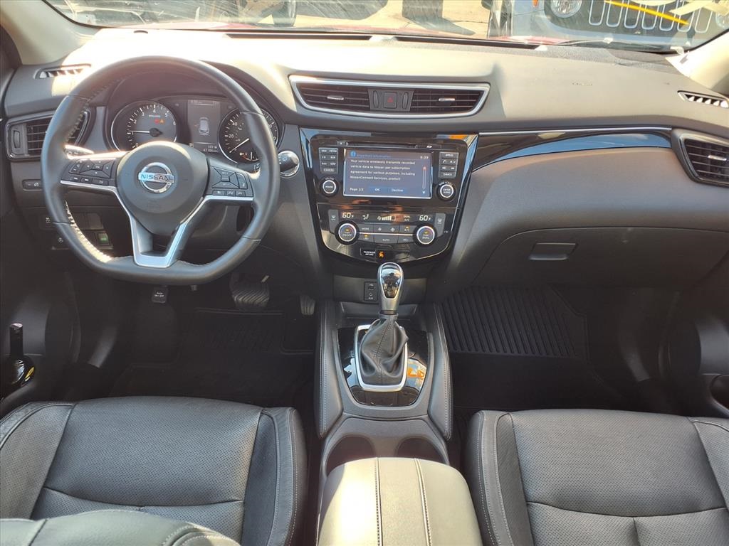 2017 Nissan Rogue Sport SL - 4