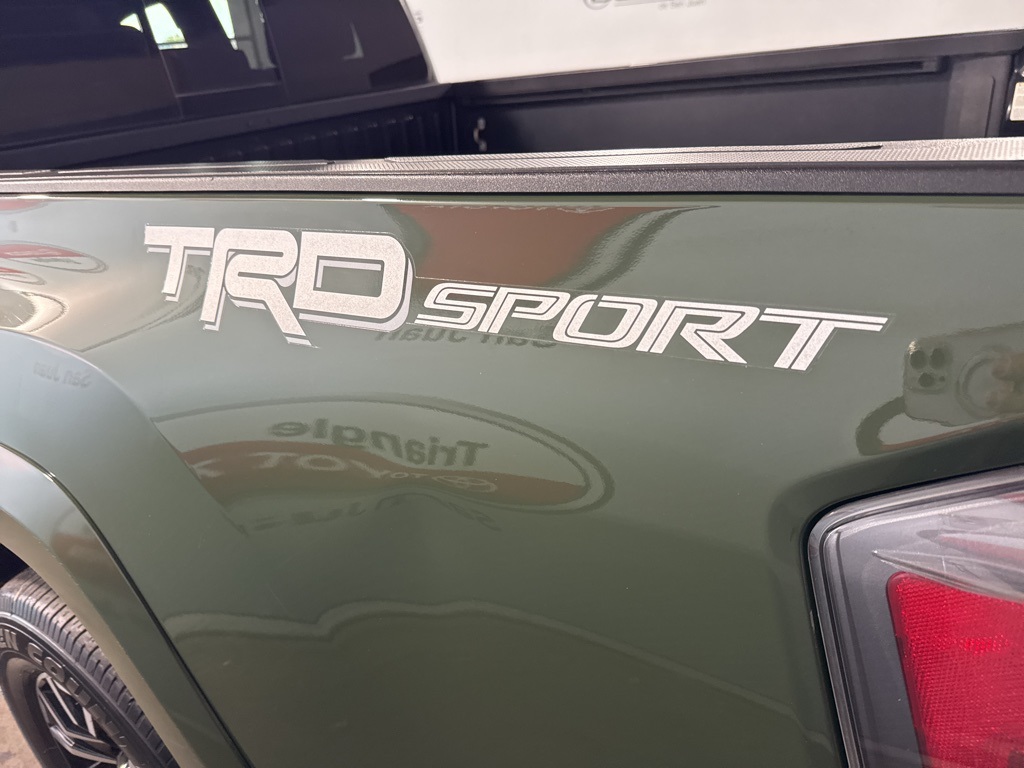 Thumbnail: 2021 Toyota Tacoma - 17
