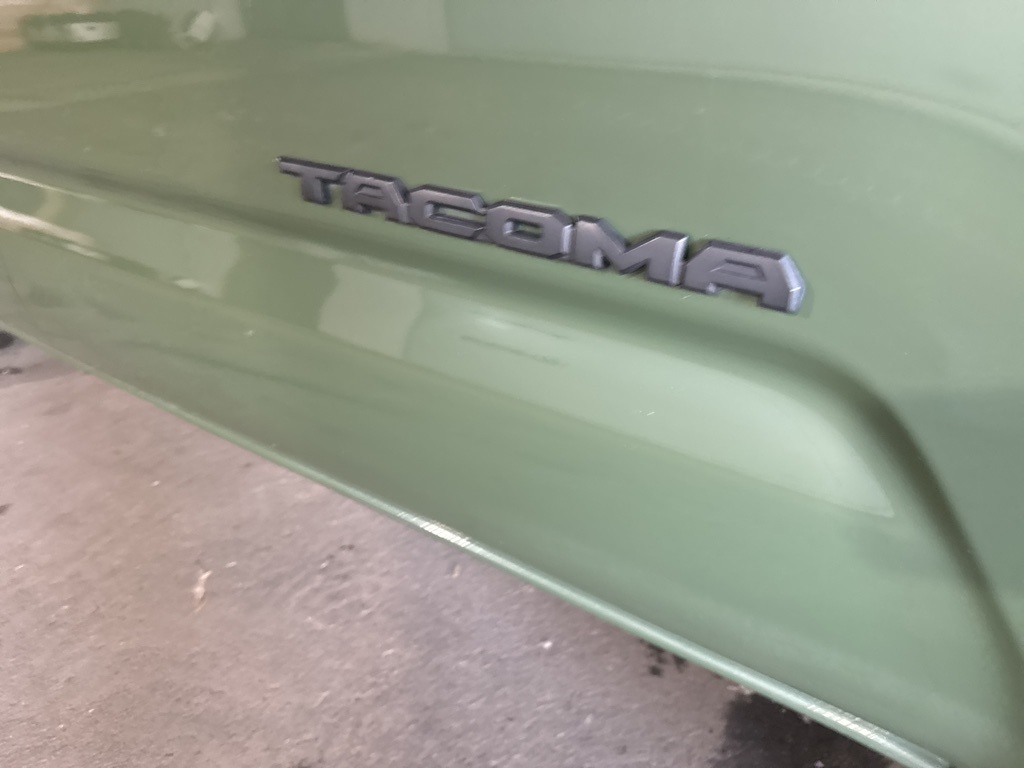 Thumbnail: 2021 Toyota Tacoma - 8