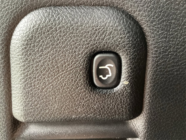 Used Car 2020 Jeep Grand Cherokee  Altitude For Sale Under $20,000 In San Antonio, Texas