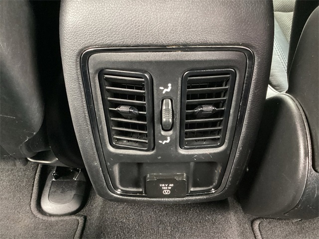 Used Car 2020 Jeep Grand Cherokee  Altitude For Sale Under $20,000 In San Antonio, Texas