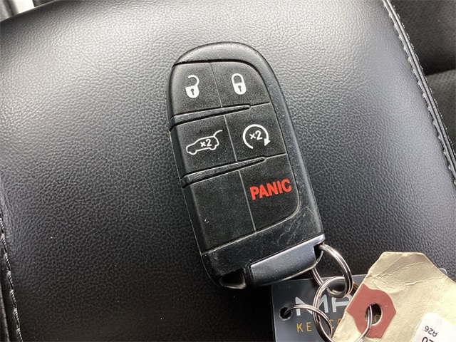 Used Car 2020 Jeep Grand Cherokee  Altitude For Sale Under $20,000 In San Antonio, Texas